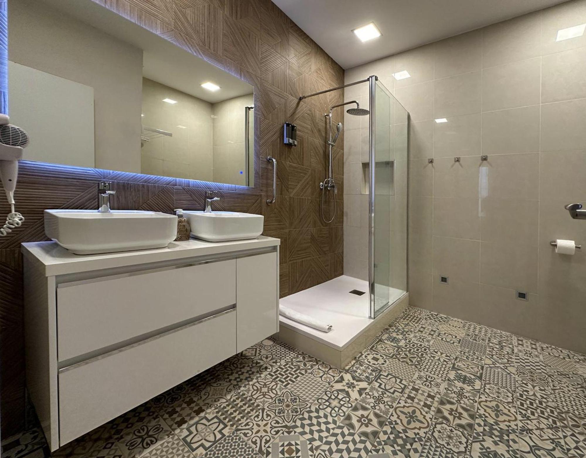 Apartament Colon Bcn 130 Mts 3 Dormitorios Port Vell Барселона Екстериор снимка